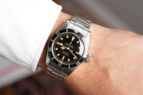 rolex submariner bond watch